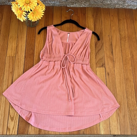 Free People Peach Top Size XS‎ 💕Nice used condition! - Picture 6 of 8